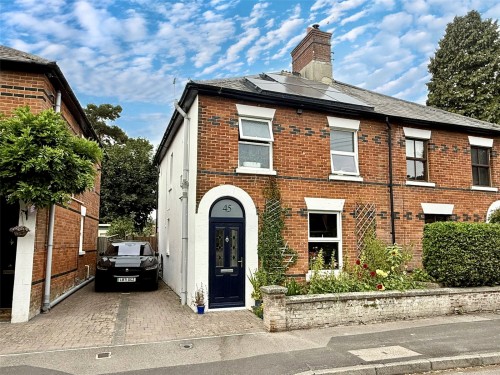 Arrange a viewing for Ringwood, Hampshire