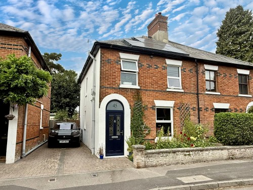 Arrange a viewing for Hightown Road, Ringwood, BH24
